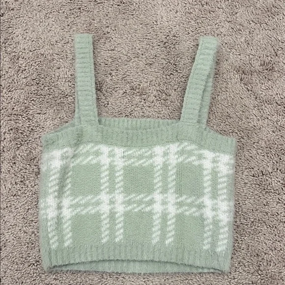 Kendall & Kylie Mint Plaid Knit Crop Top - Picture 2 of 3